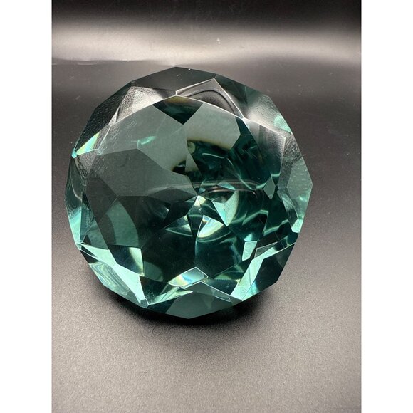 Faceted Green Crystal Prism Paperweight 3 inch  x 2.5 inch - Picture 1 of 6